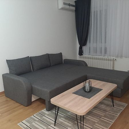 Apartman Viaggio Σρέμσκα Μιτρόβιτσα Εξωτερικό φωτογραφία