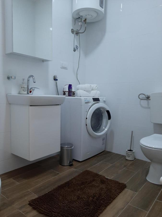 Apartman Viaggio Σρέμσκα Μιτρόβιτσα Εξωτερικό φωτογραφία