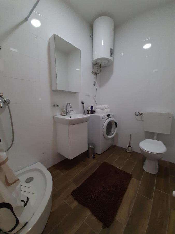 Apartman Viaggio Σρέμσκα Μιτρόβιτσα Εξωτερικό φωτογραφία