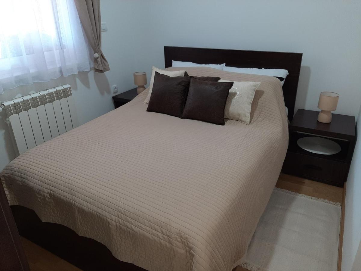Apartman Viaggio Σρέμσκα Μιτρόβιτσα Εξωτερικό φωτογραφία